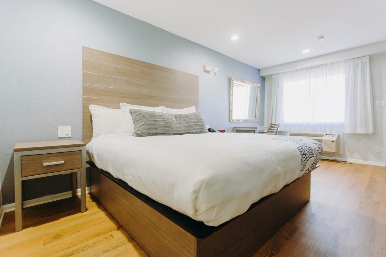 Scottish Inn & Suites - Kemah Boardwalk Ngoại thất bức ảnh